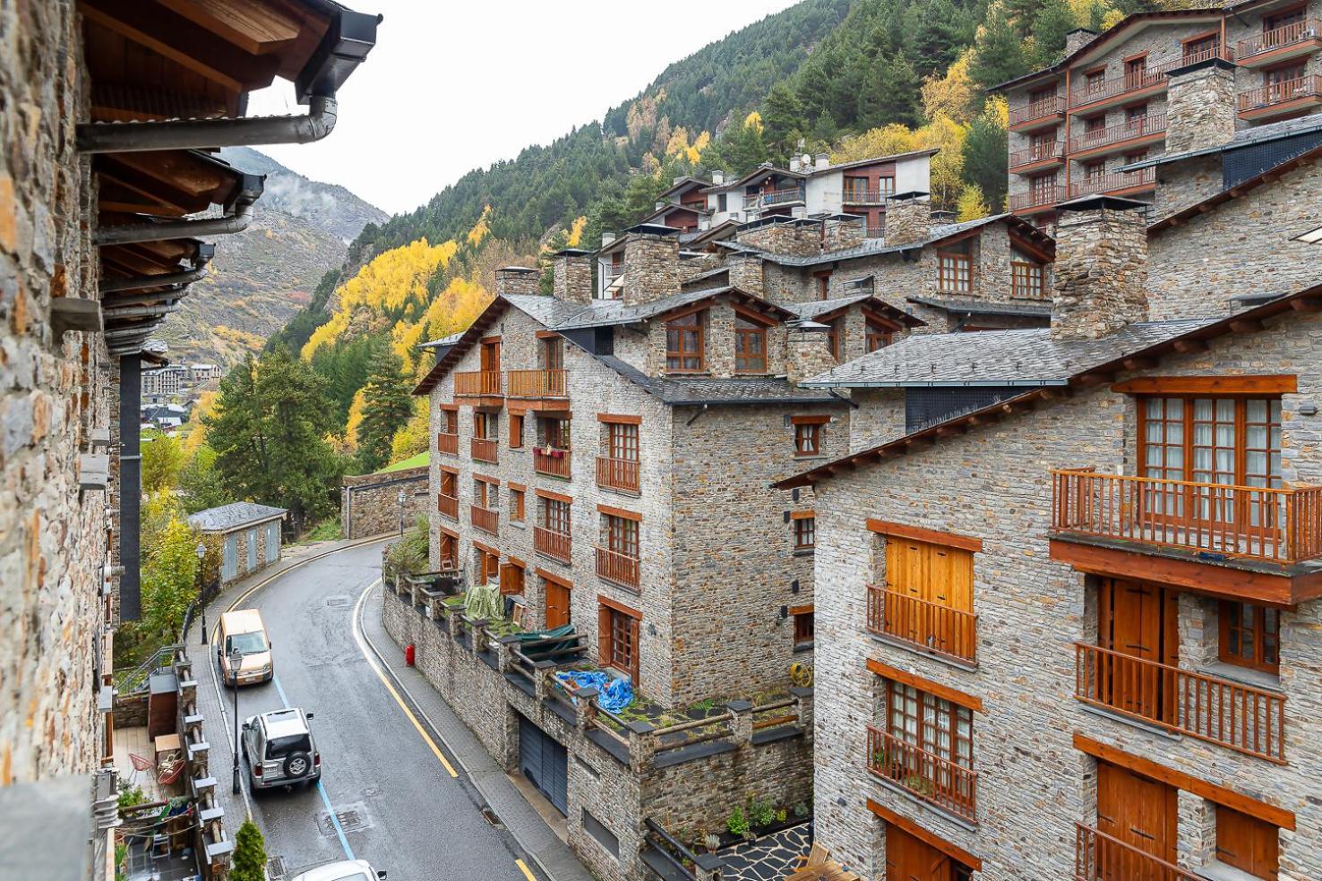 Cerca Del Puente Tibetano I Triplex Con Vistas Apartment Canillo Exterior photo